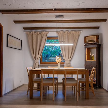 Epa Apartment - Espana Style รูสท์ ภายนอก รูปภาพ